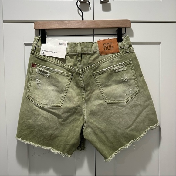 BDG Urban Outfitters Dropped Waist Destroy Short Size 25 - Picture 8 of 9